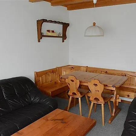 Apartment Schonried Sleeps 6 Wifi